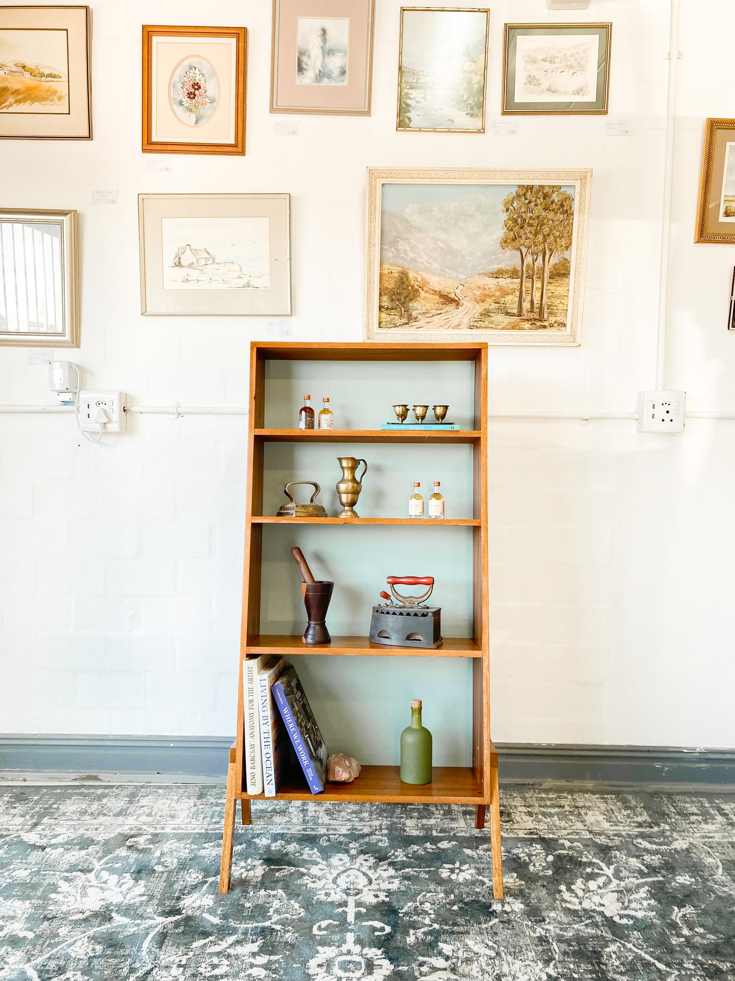 Mid-Century style Bookshelf