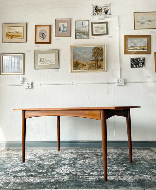 Frystark Extendable Dining Table
