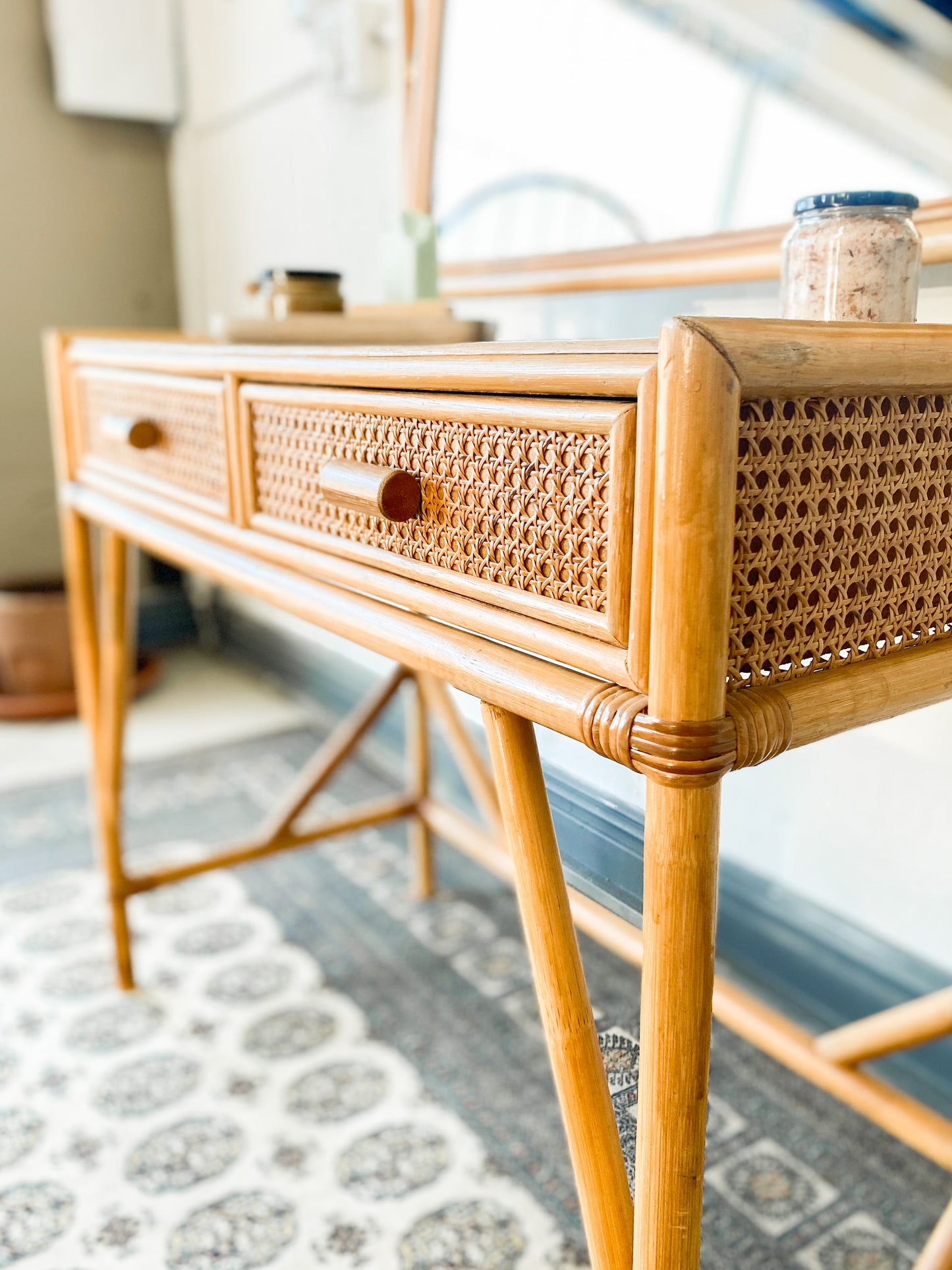 Cane Dresser