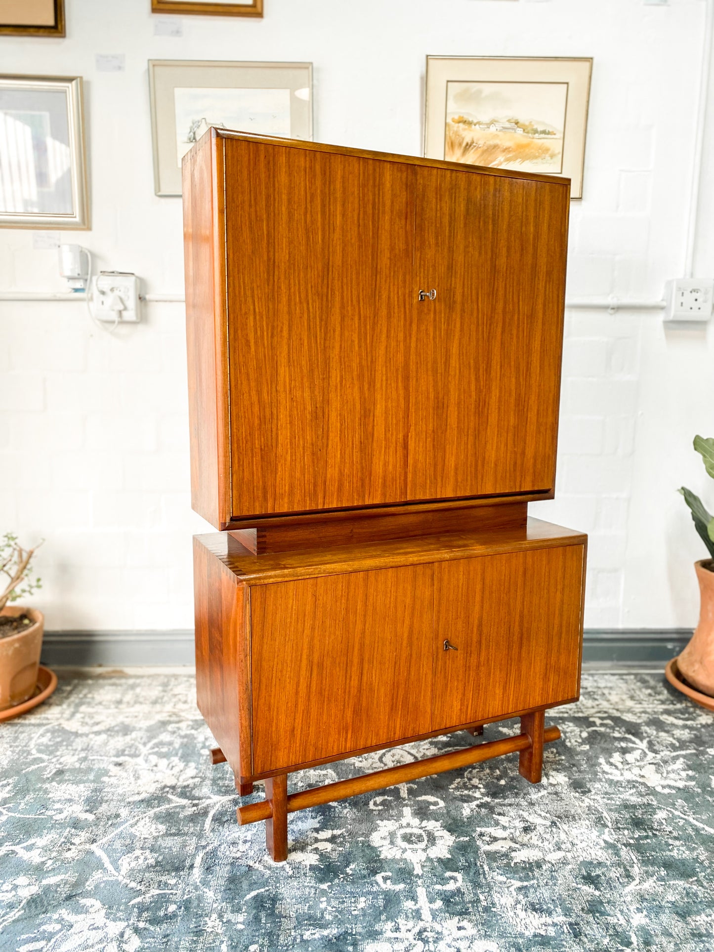 Kiaat Mid-Century Drinks Cabinet