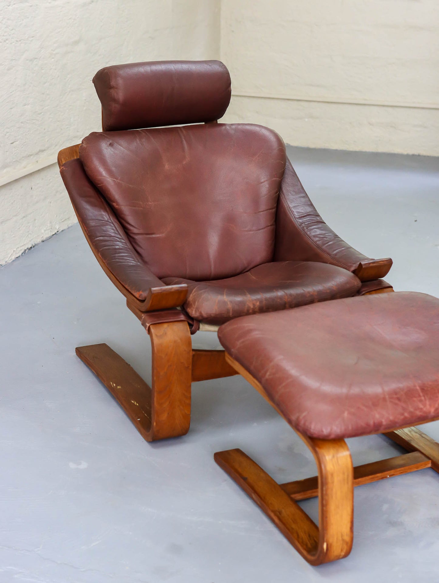 Leather Kroken Chair with Footrest