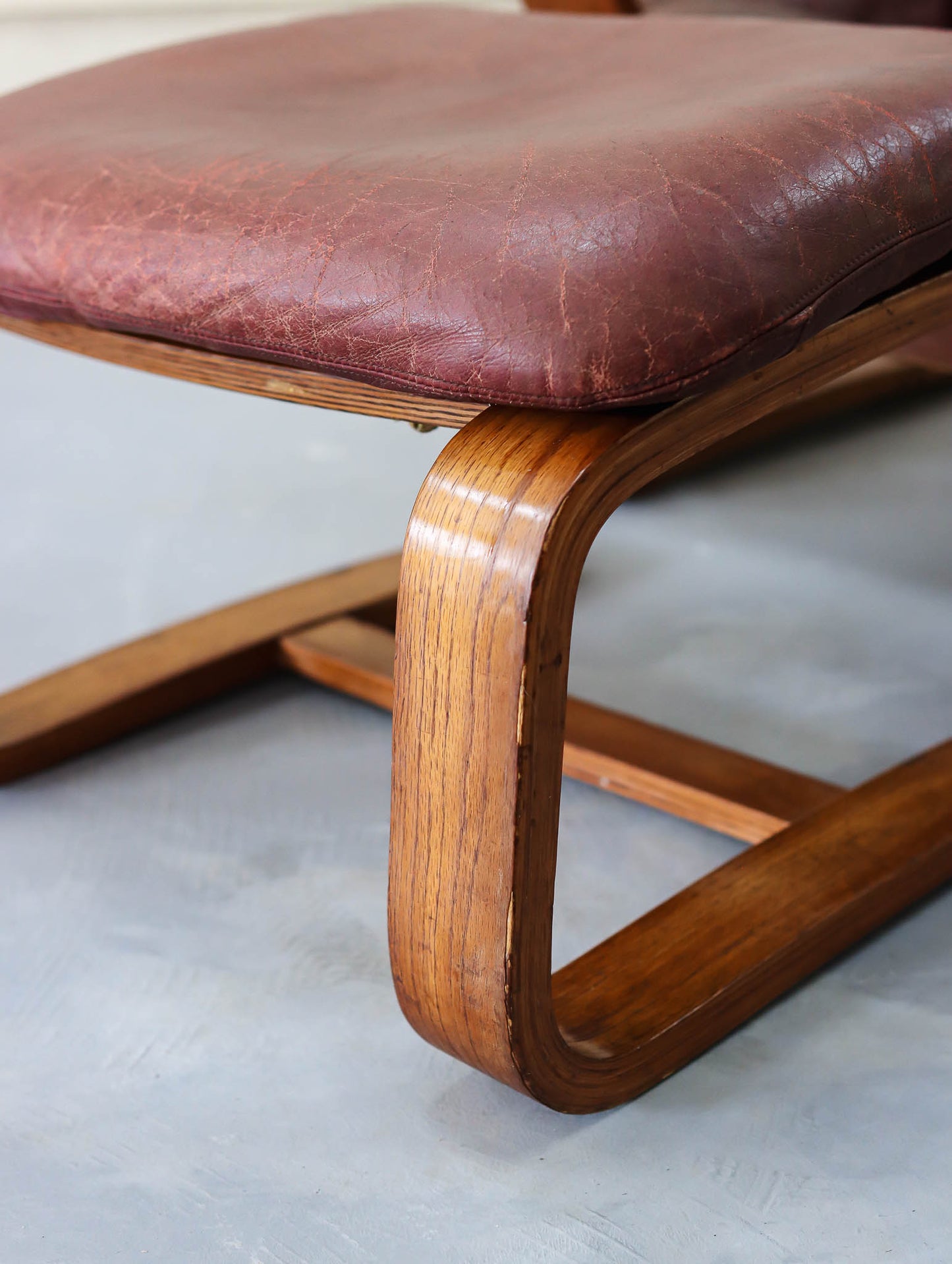 Leather Kroken Chair with Footrest