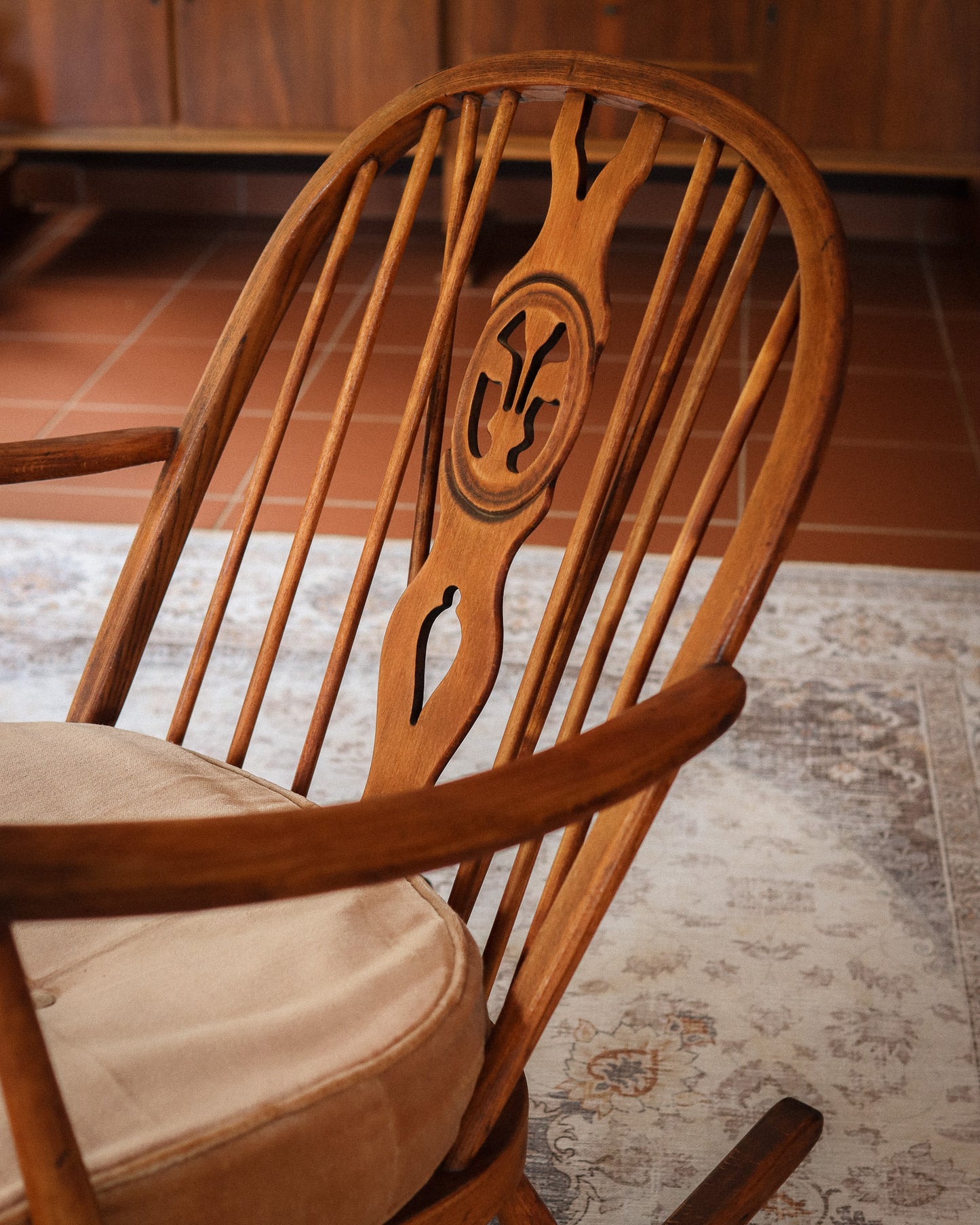 Vintage Lubis Rocking Chair