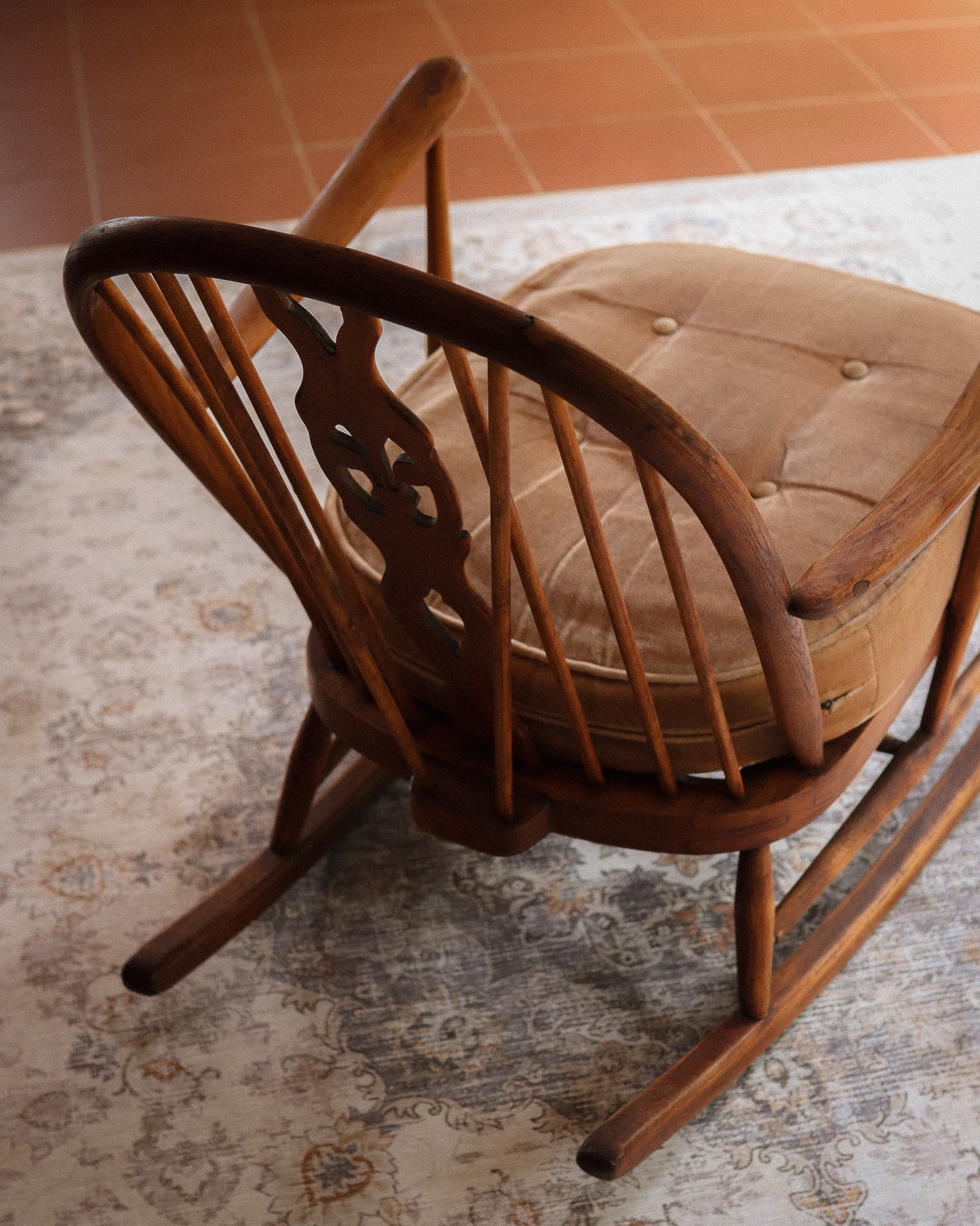 Vintage Lubis Rocking Chair