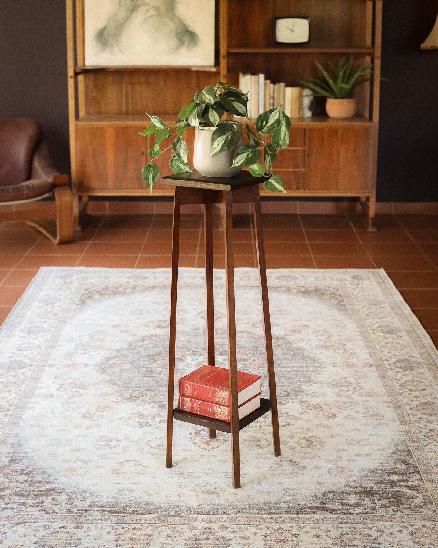 Retro Plant Stand