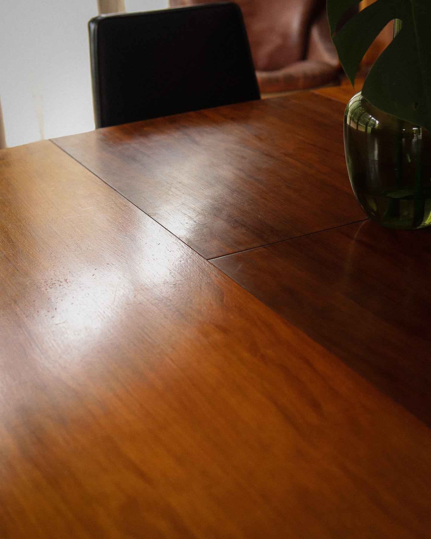 Mid-Century Four-Seater Dining Set