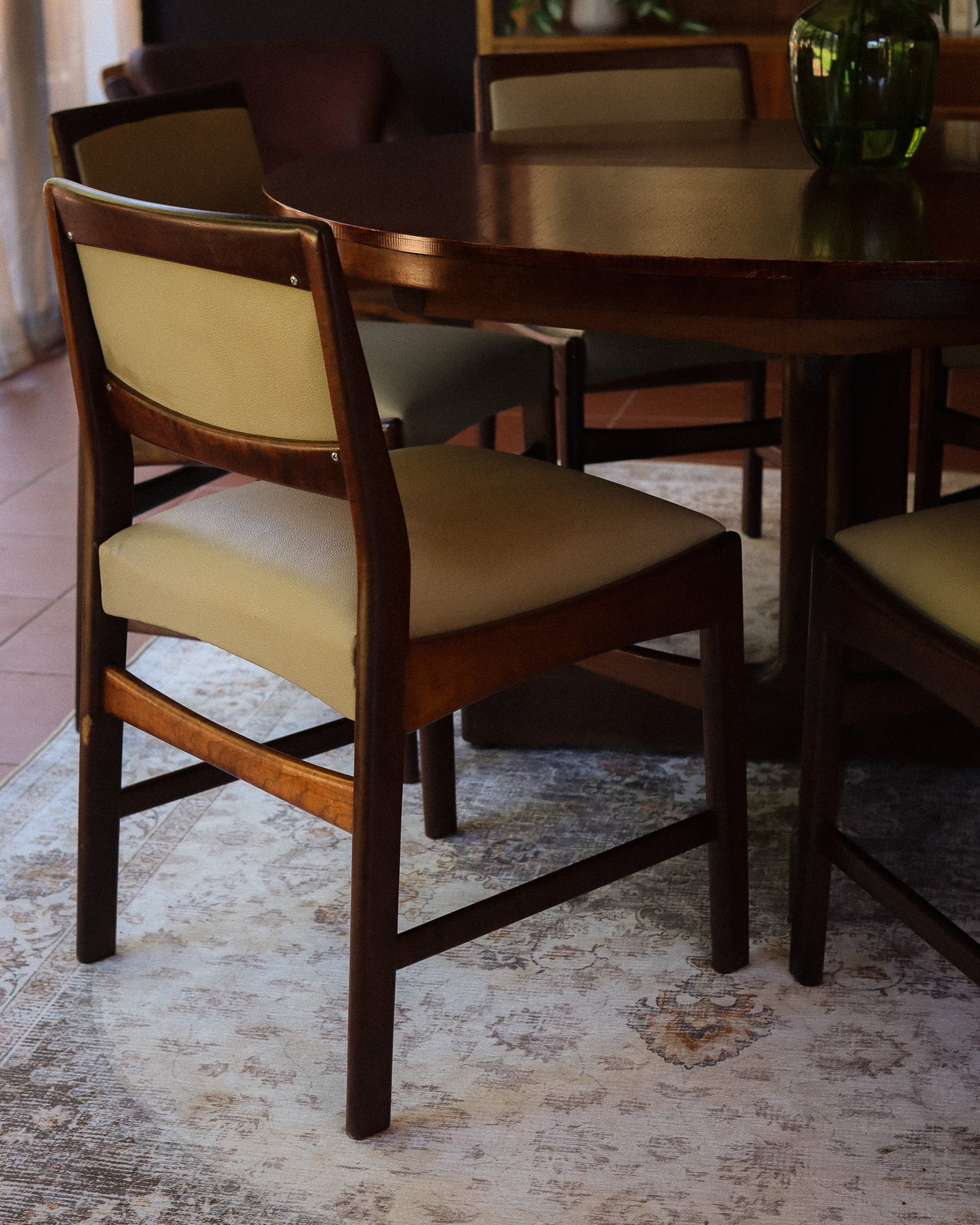 Set of 6 Mid-Century Novocraft Dining Chairs