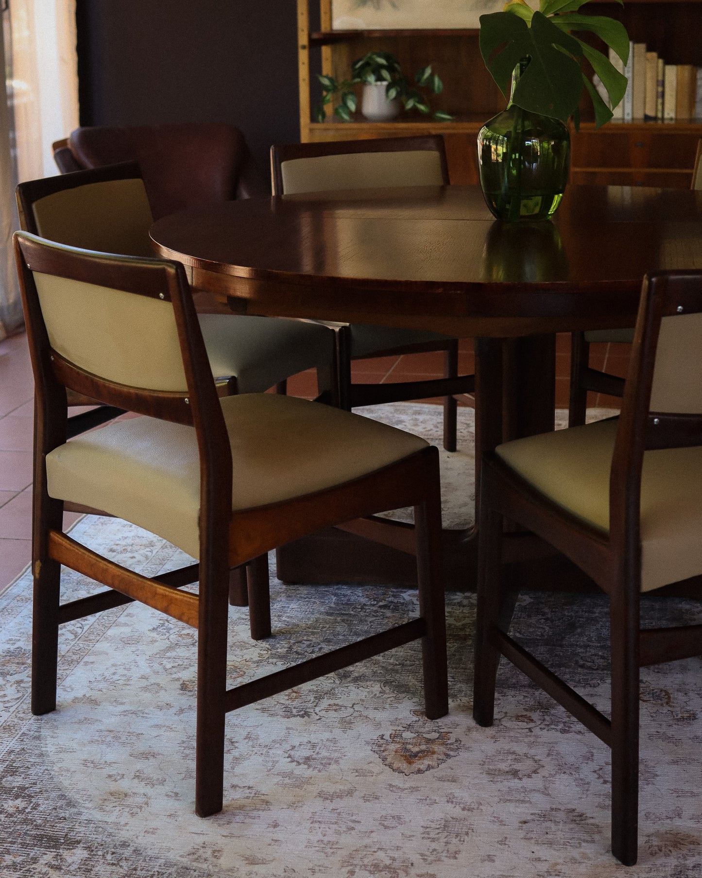 Set of 6 Mid-Century Novocraft Dining Chairs