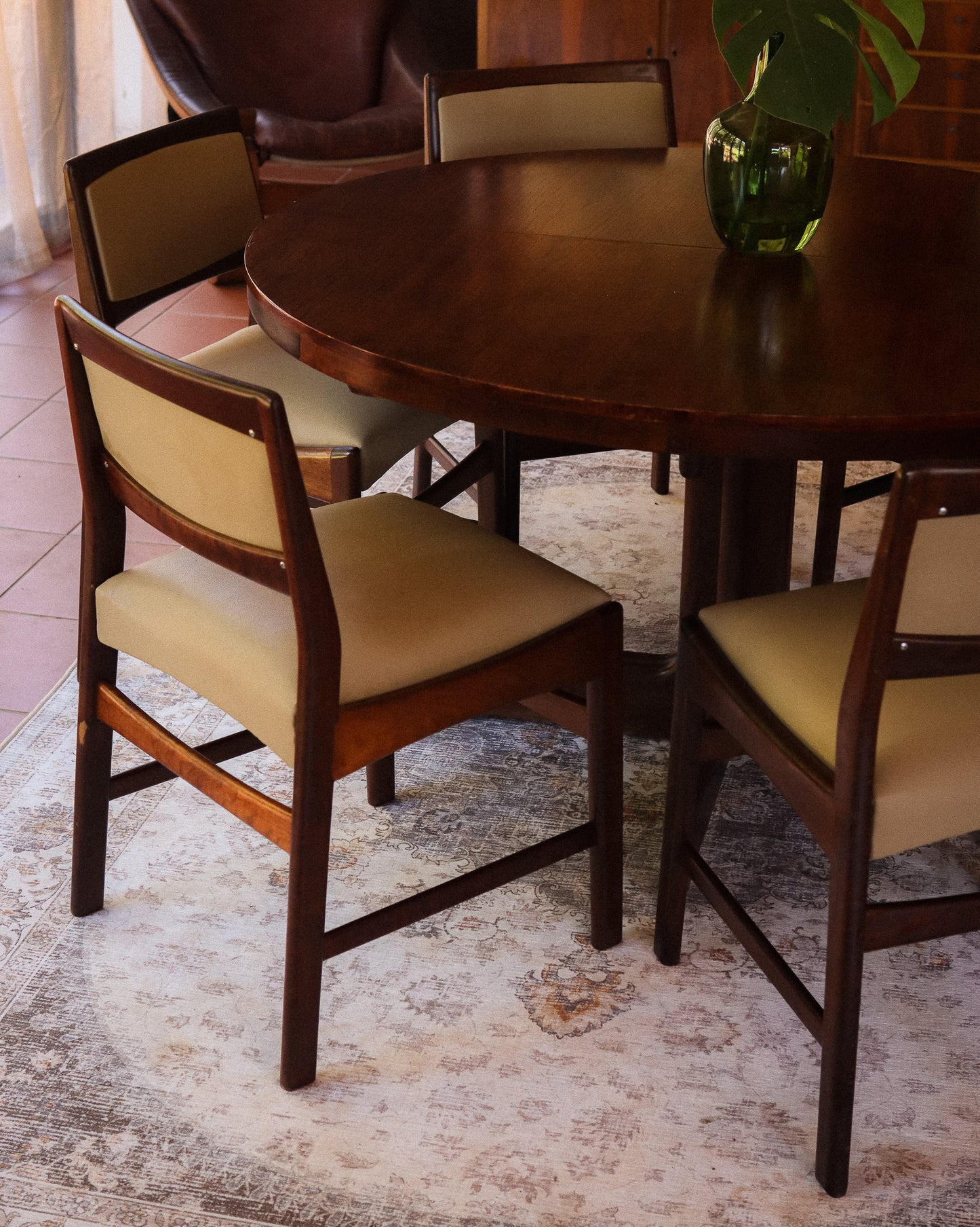 Set of 6 Mid-Century Novocraft Dining Chairs