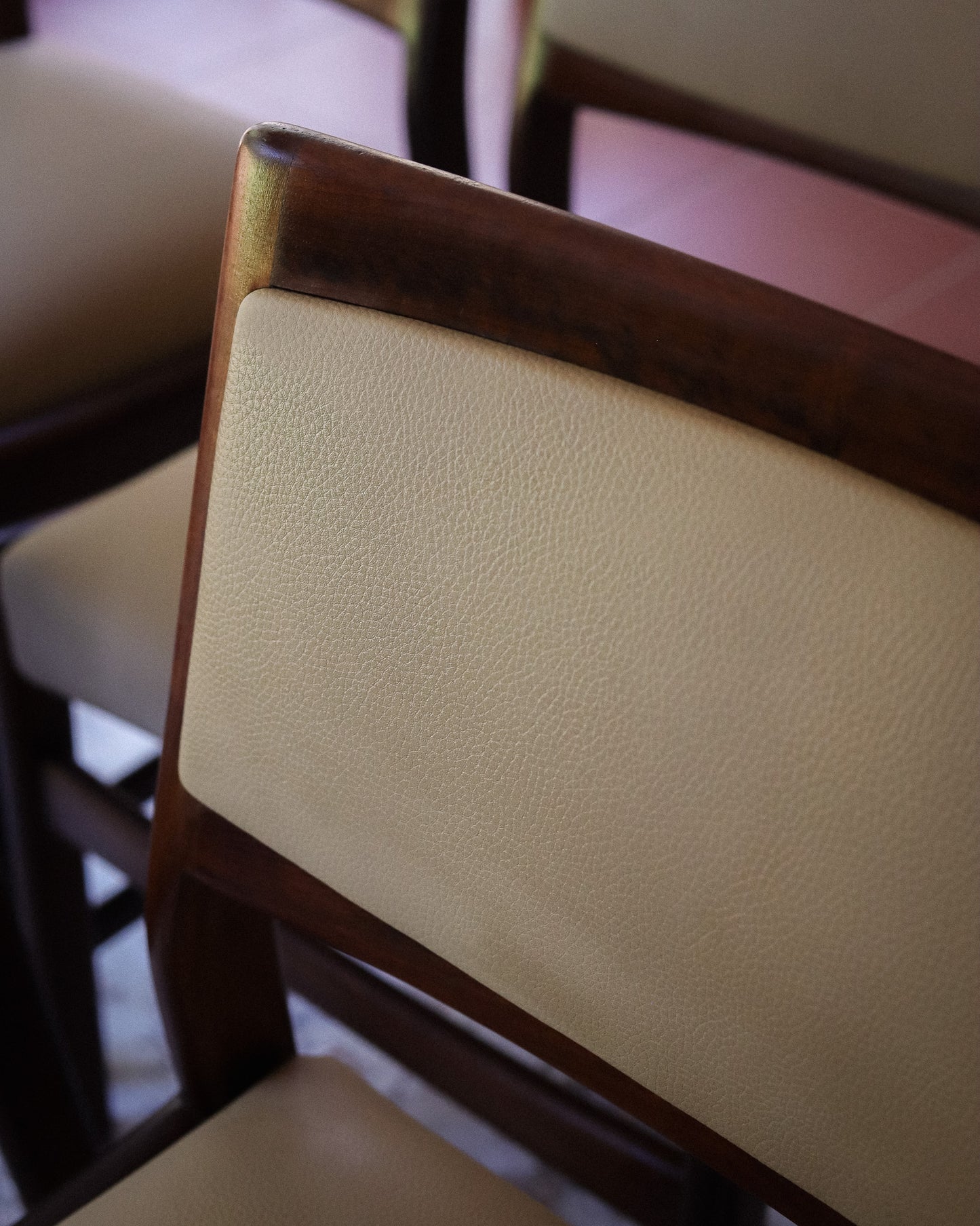 Set of 6 Mid-Century Novocraft Dining Chairs