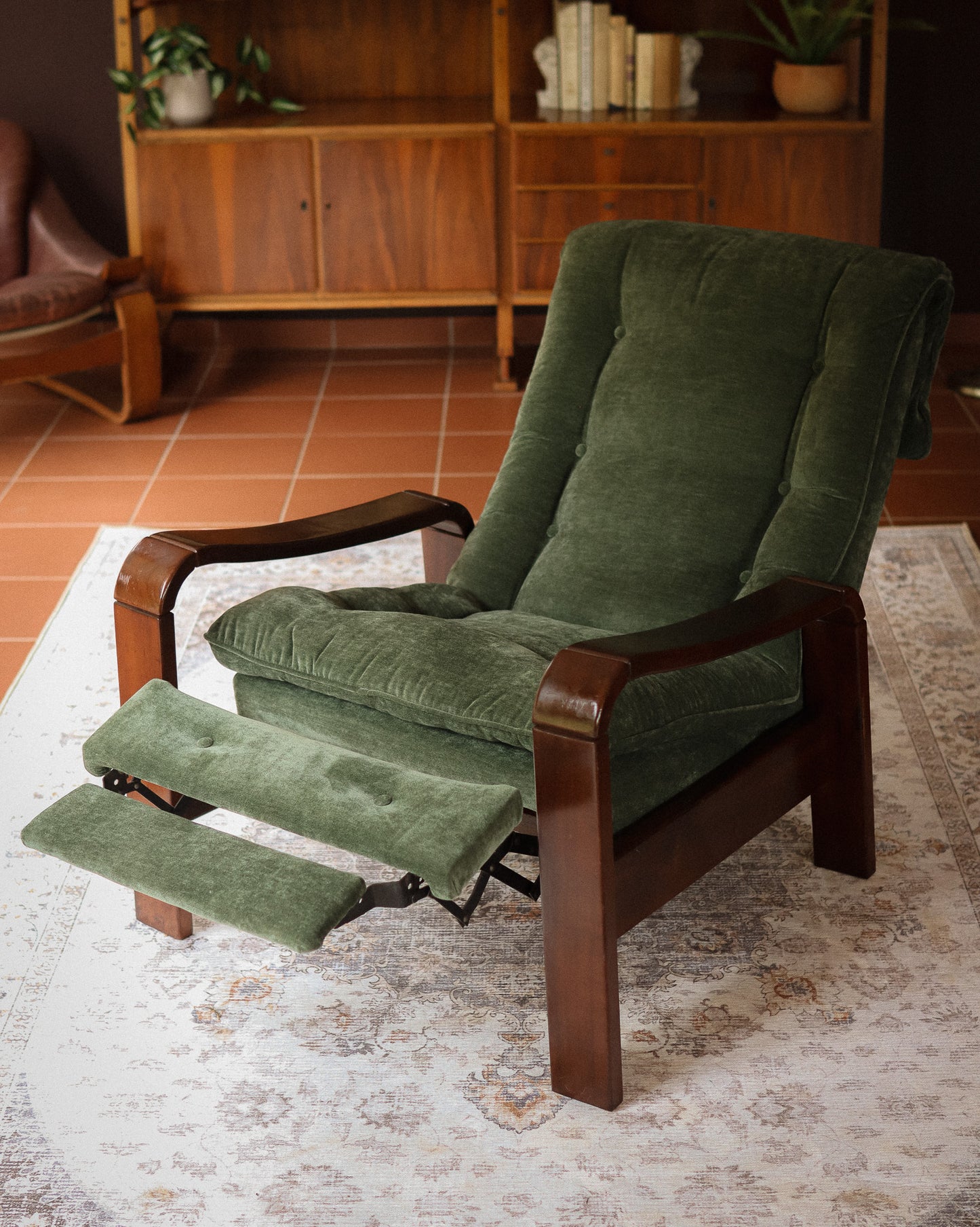Retro Imbuia Recliner