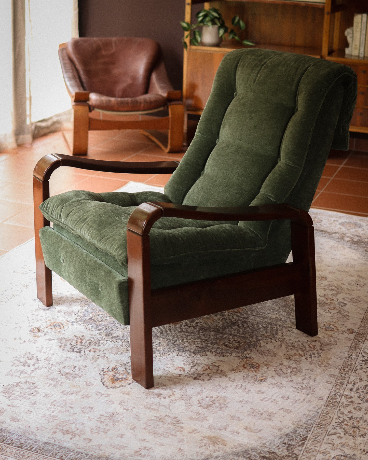 Retro Imbuia Recliner