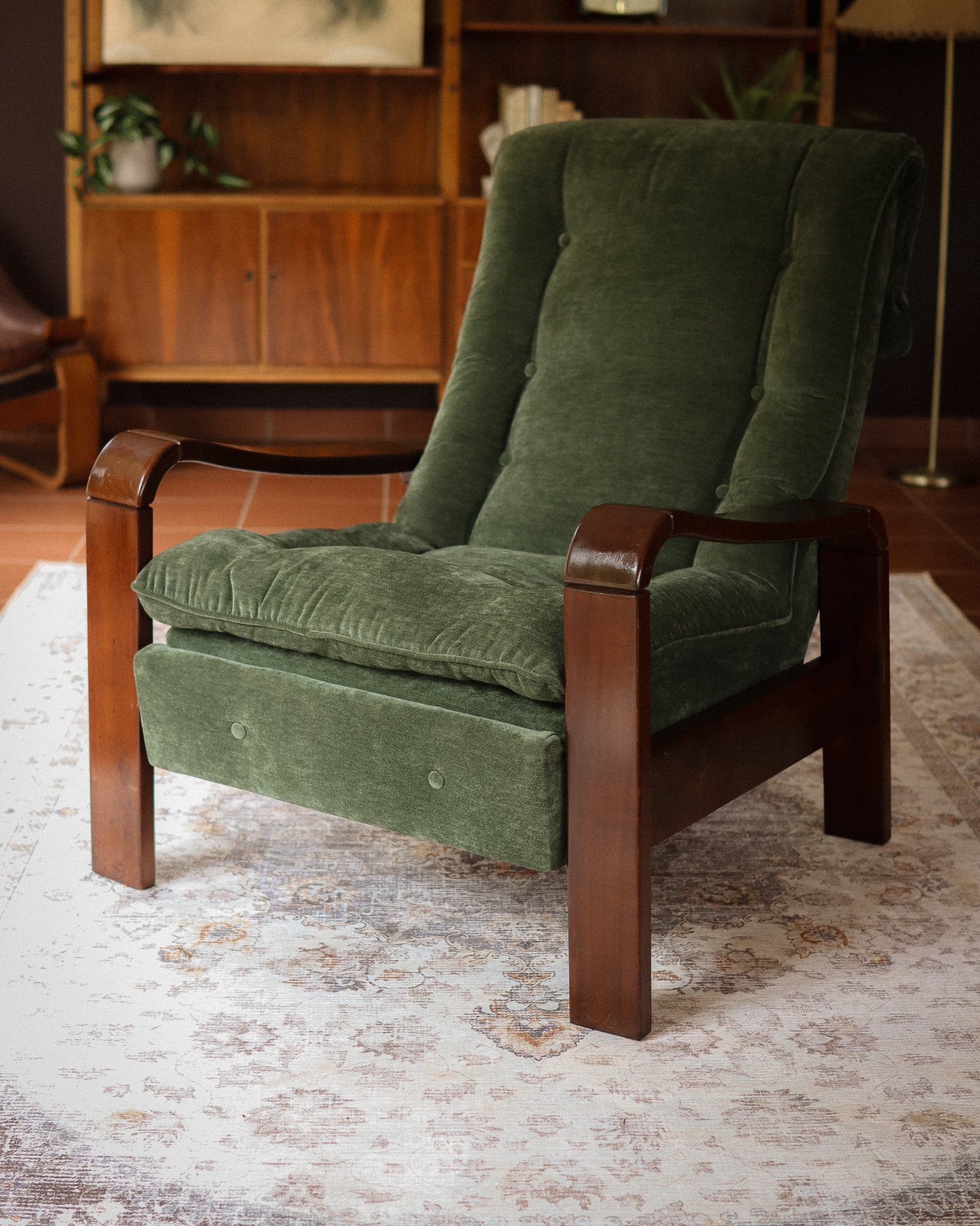 Retro Imbuia Recliner