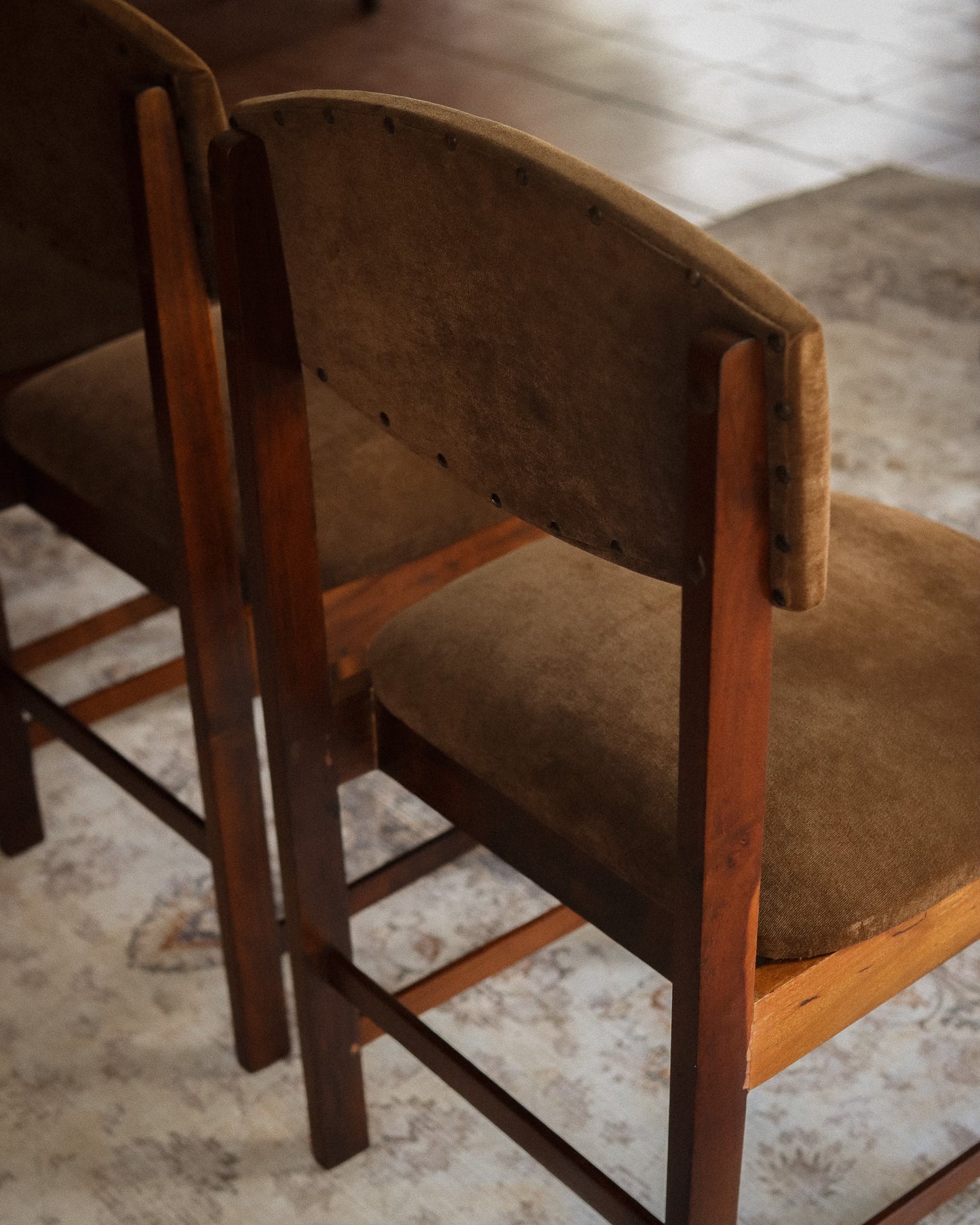 Set of 5 Retro Dining Chairs