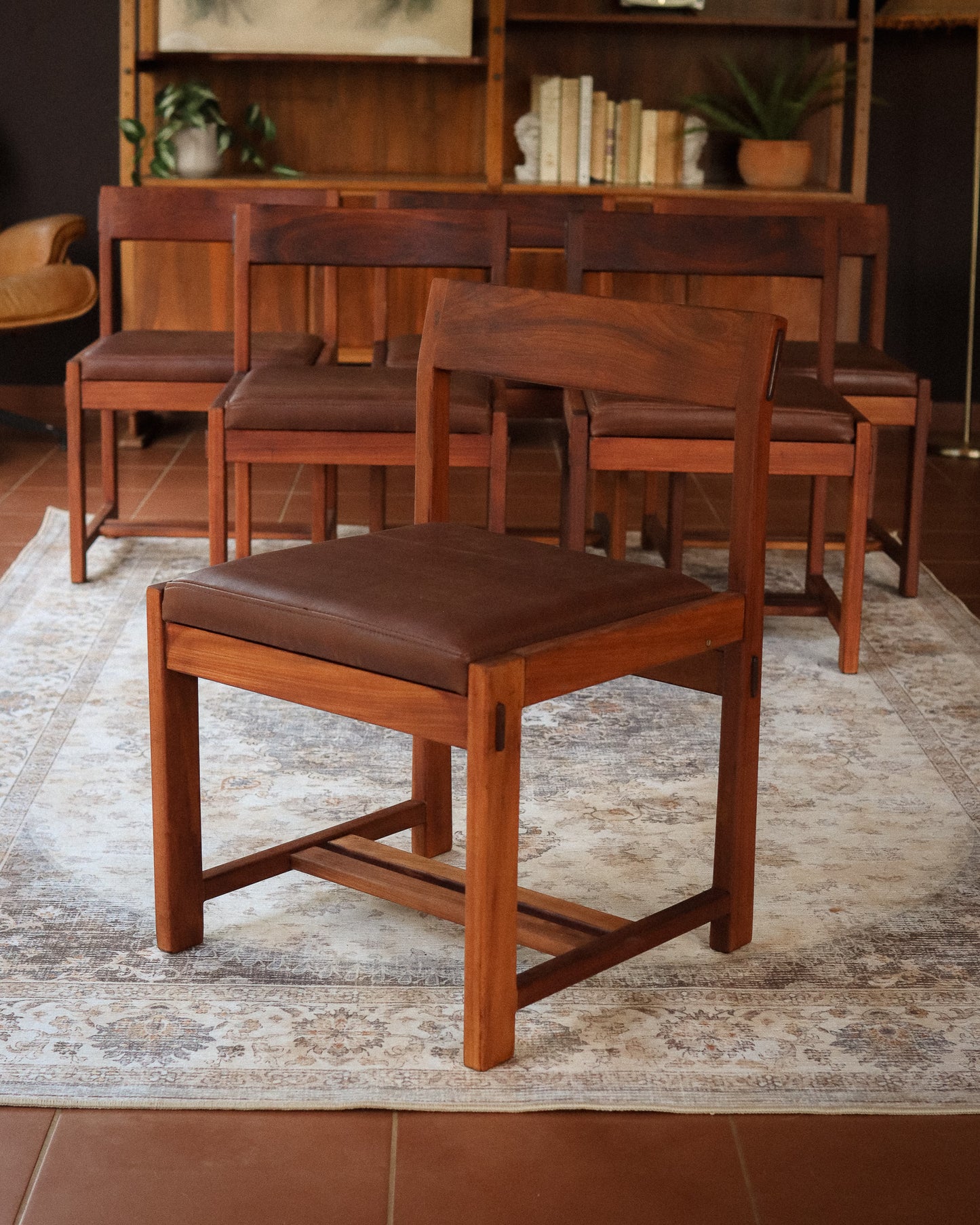 Set of 6 Leather Torrente Dining Chairs