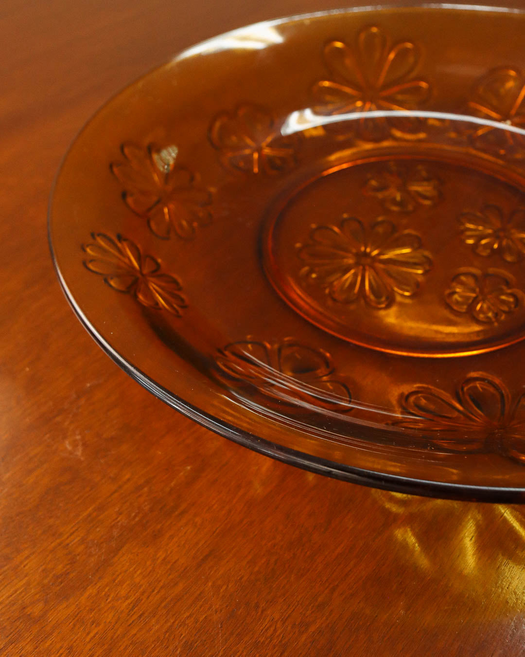 Vereco Daisy Amber Glass Tray
