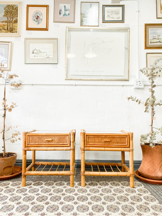 Cane Pedestals