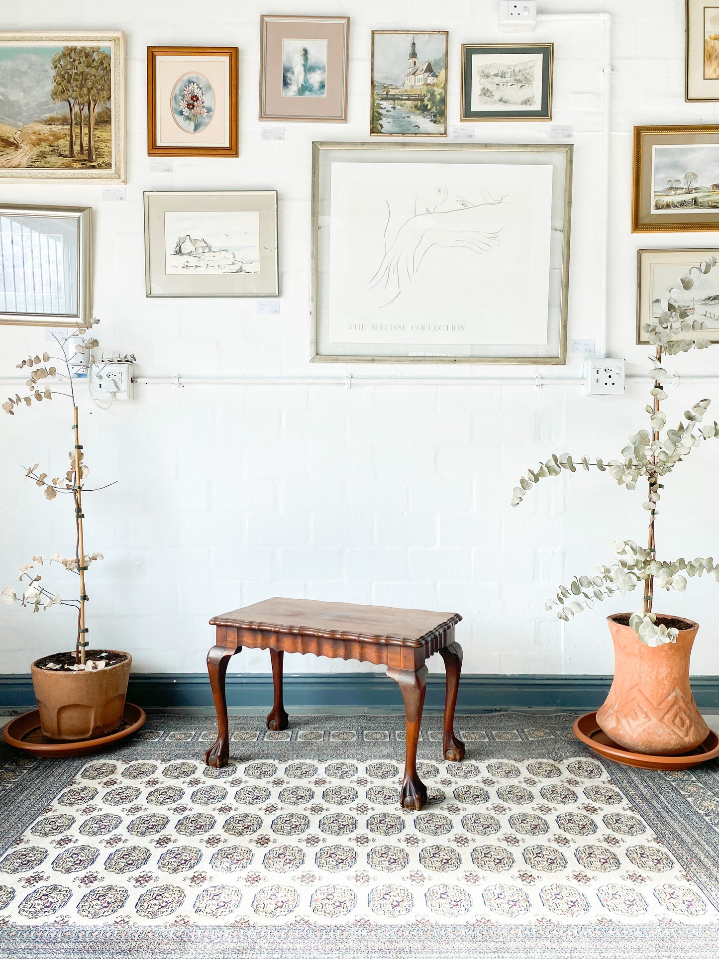 Ball and Claw Coffee/ Side Table