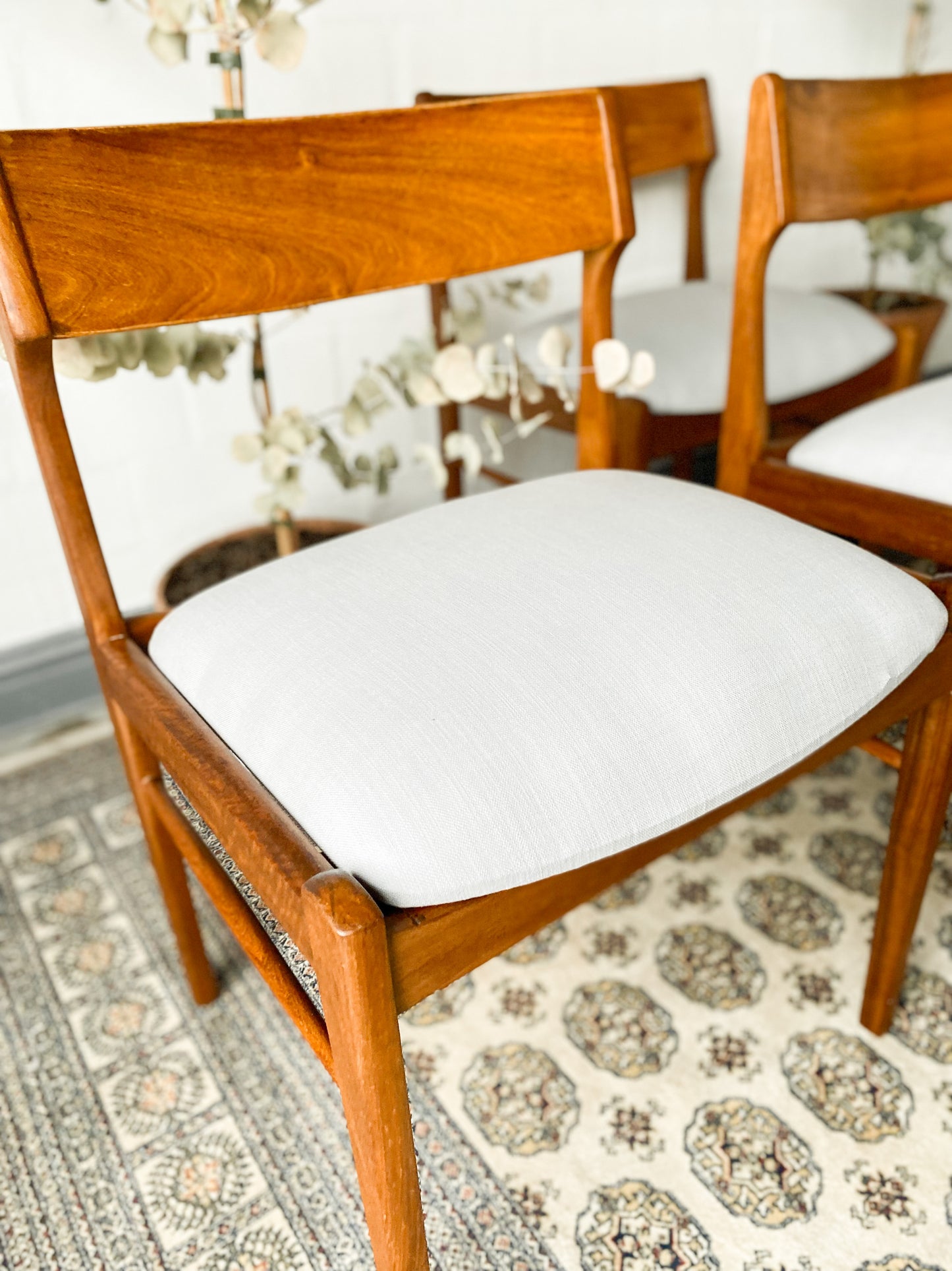 Set of 4 Greaves and Thomas Dining Chairs